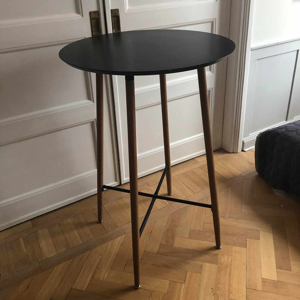 image of Bar Table give away! - Stockholm