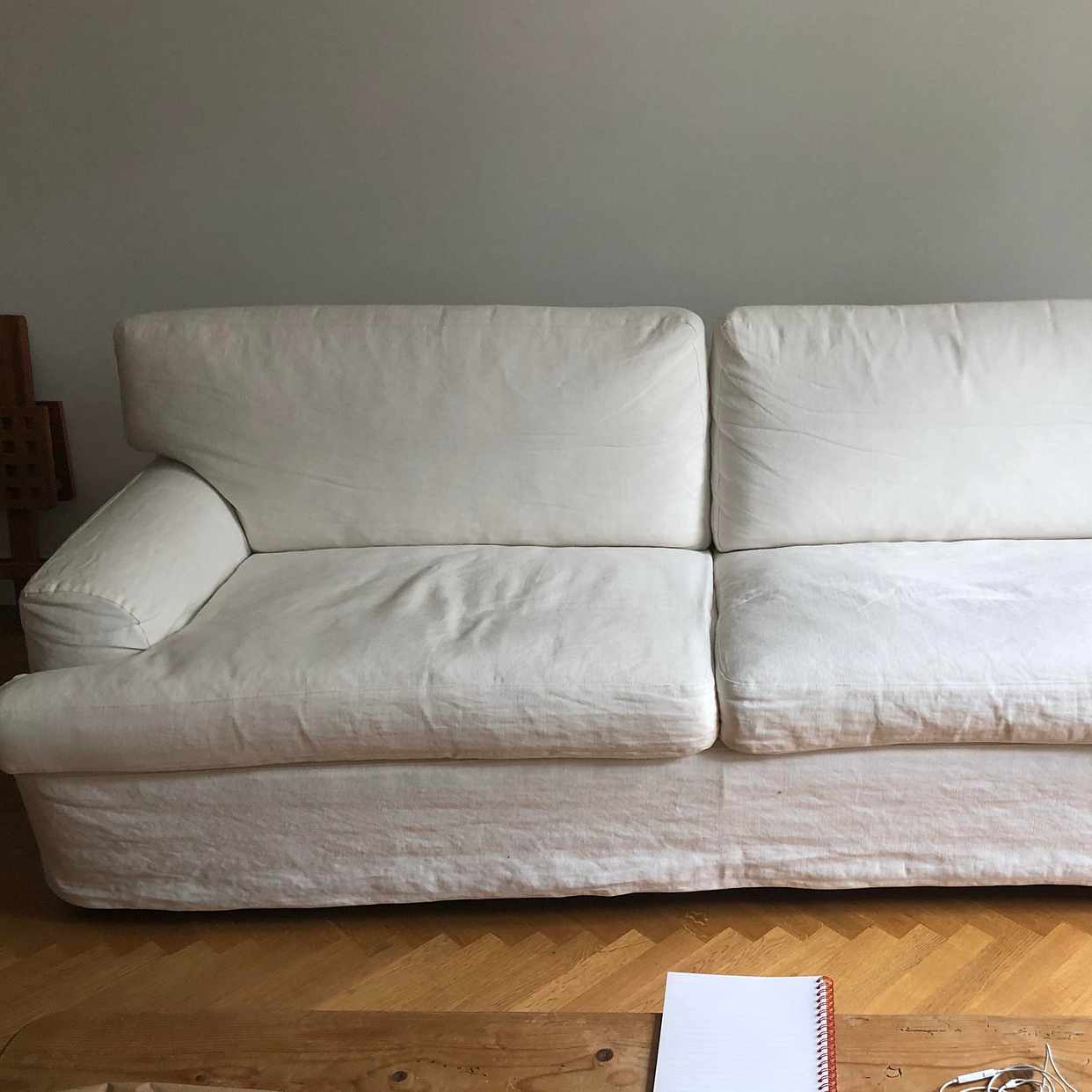 image of Soffa bortskänkes - Stockholm