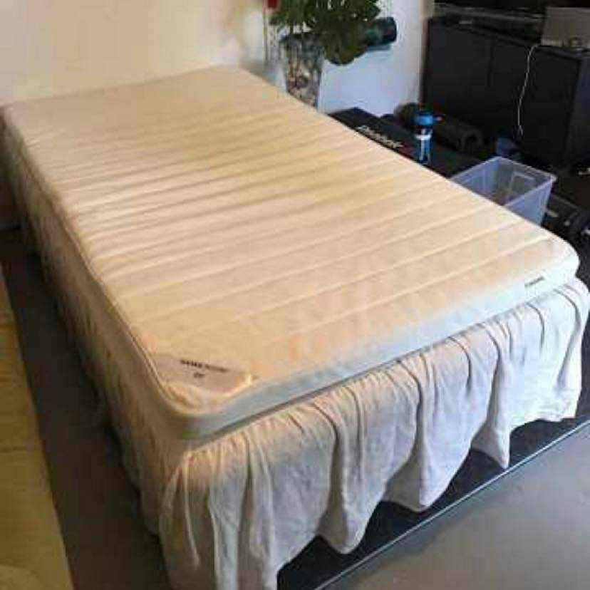 image of Pick up and deliver bed - 