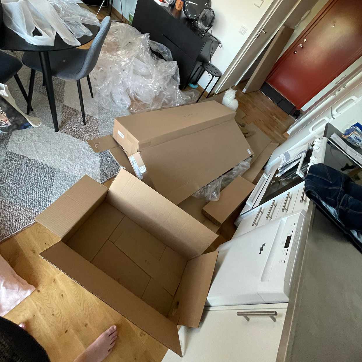 image of Hämta Ikea kartonger - Uppsala