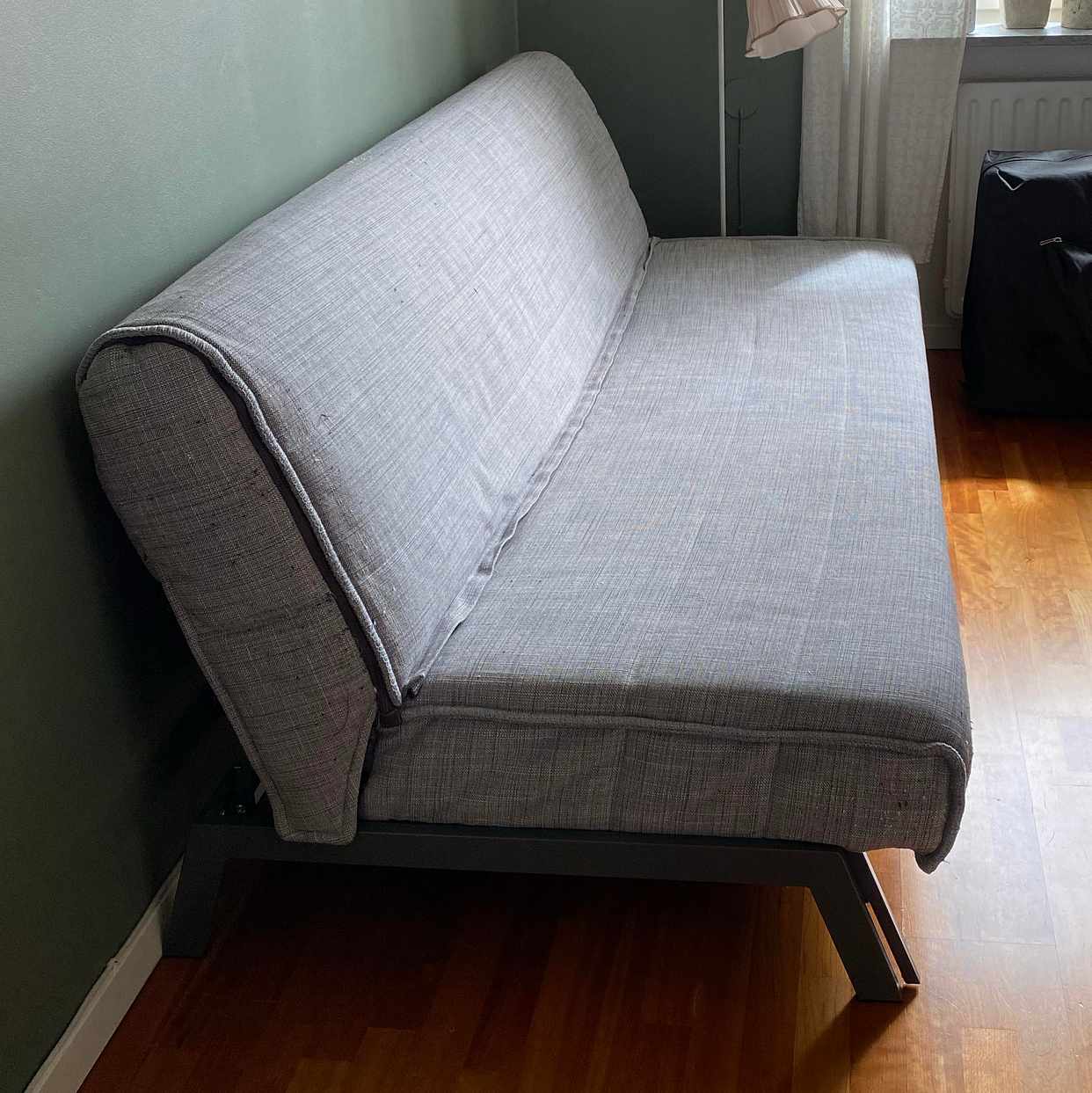 image of Bäddsoffa, motionscykel - Solna