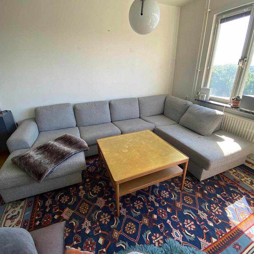 image of Soffa bortskänkes - Stockholm