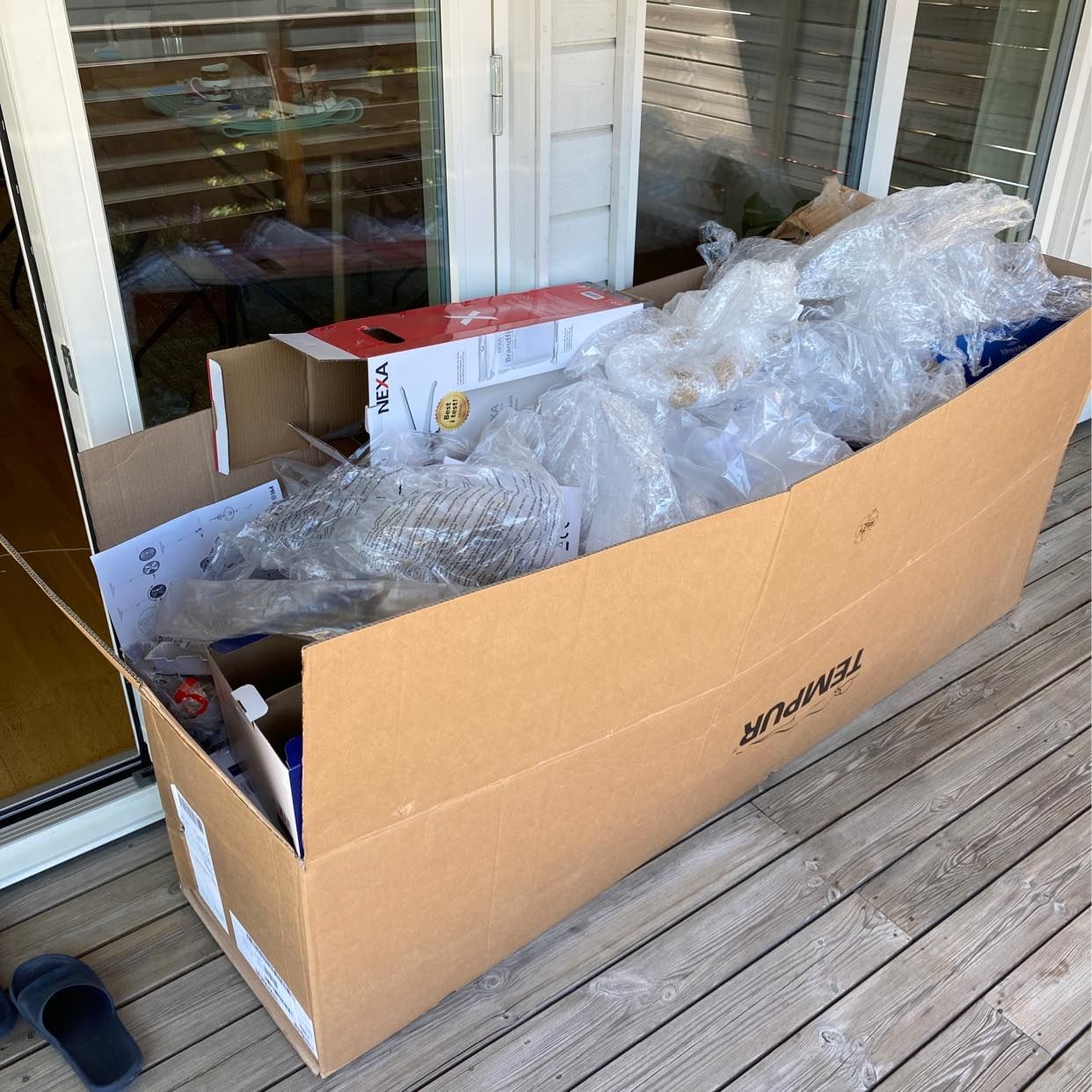 image of Cardboard, paper, plastic - Huddinge