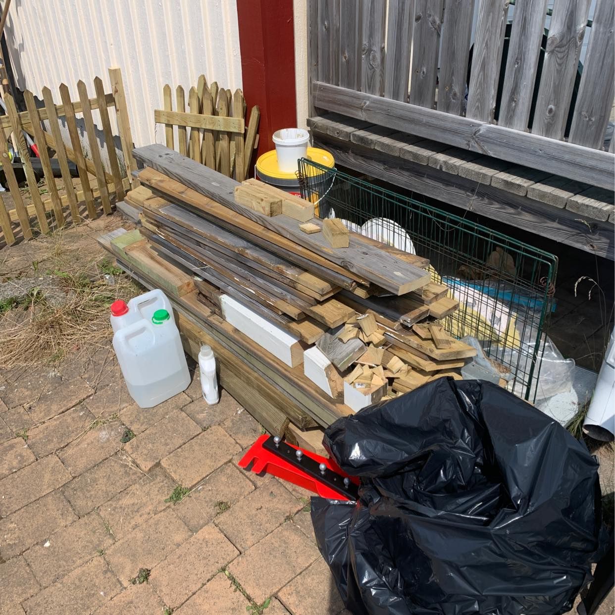 image of Saker till tippen - Västra Frölunda
