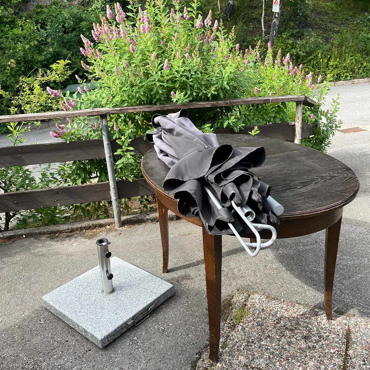 image of Flytta bord o parasoll - 