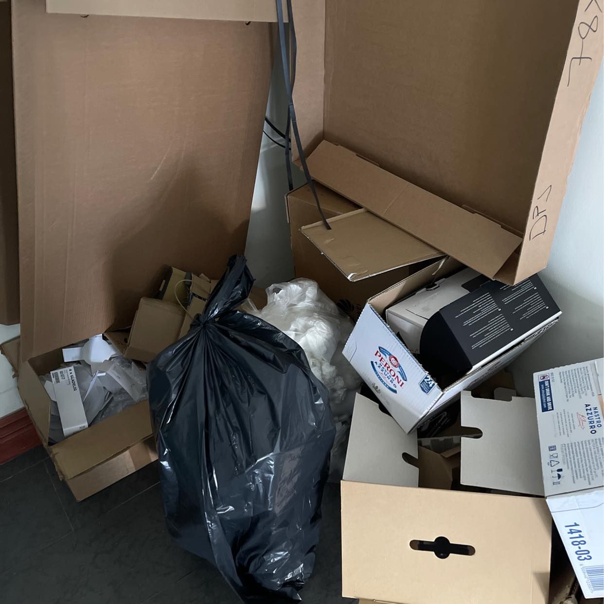 image of Cardboard and paper trash - Stockholm