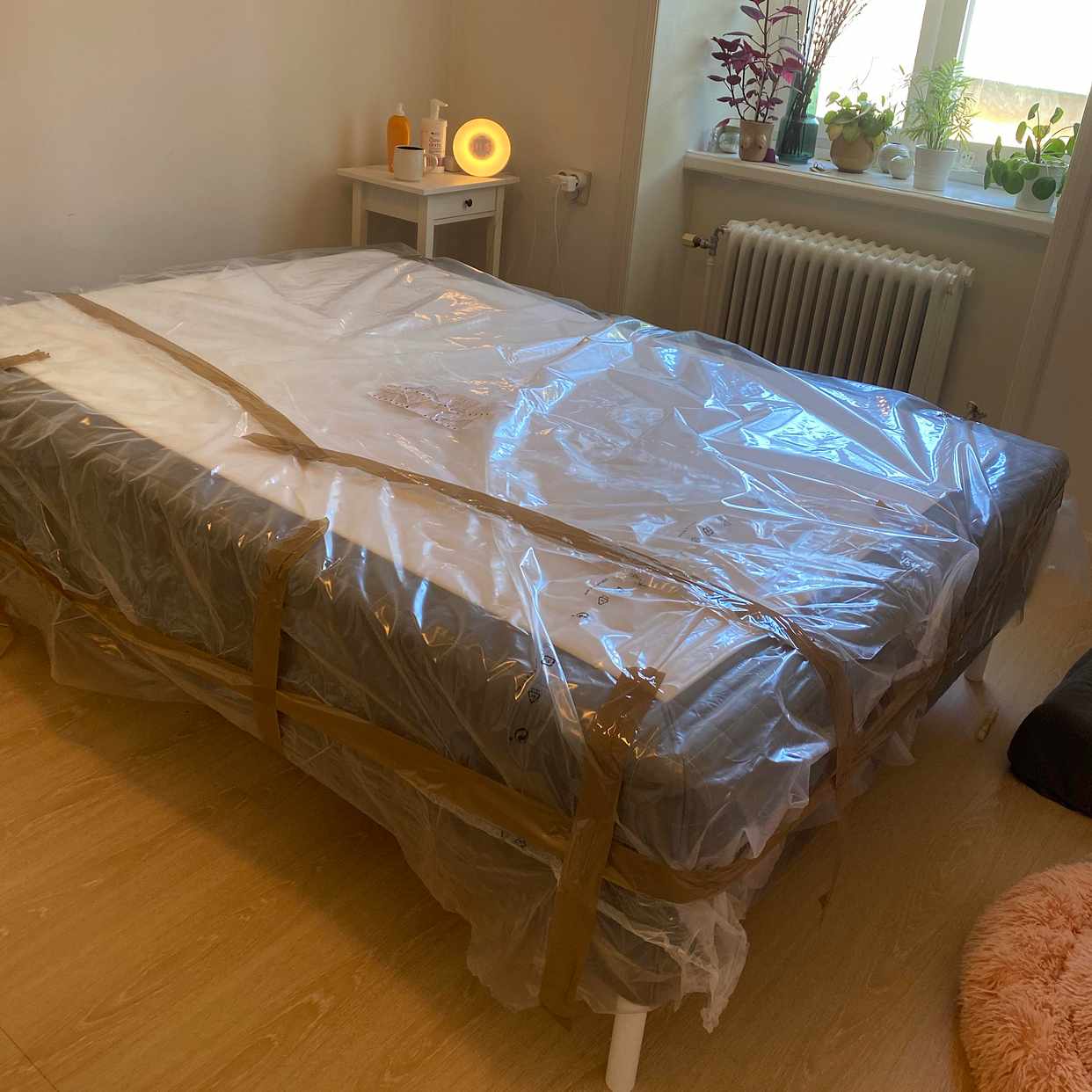 image of 140cm bed and a sofa - 