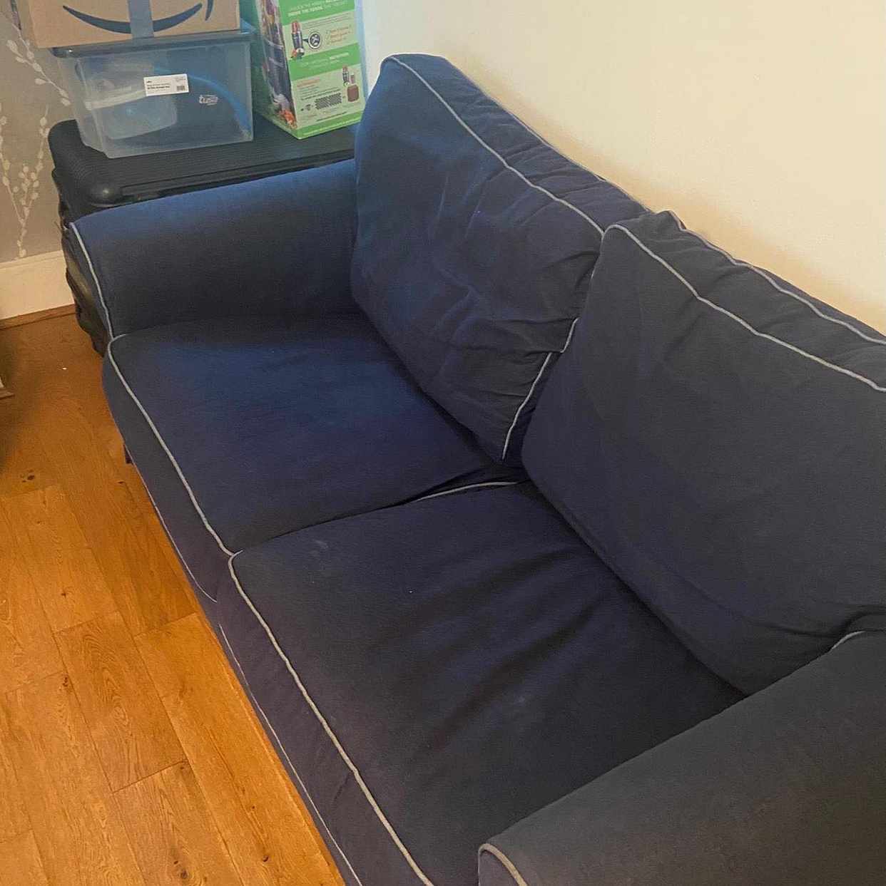 image of Disposing of an old sofa - London