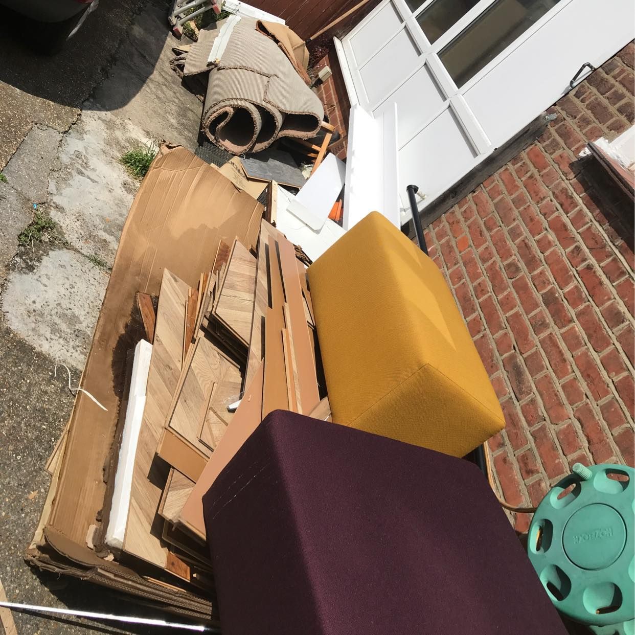 image of Carpet/wood floor removal - Grays