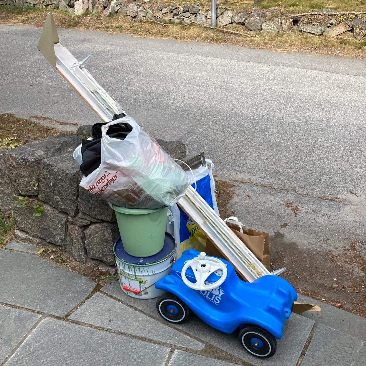 image of Elskrot, plast, köksfläkt - Djursholm