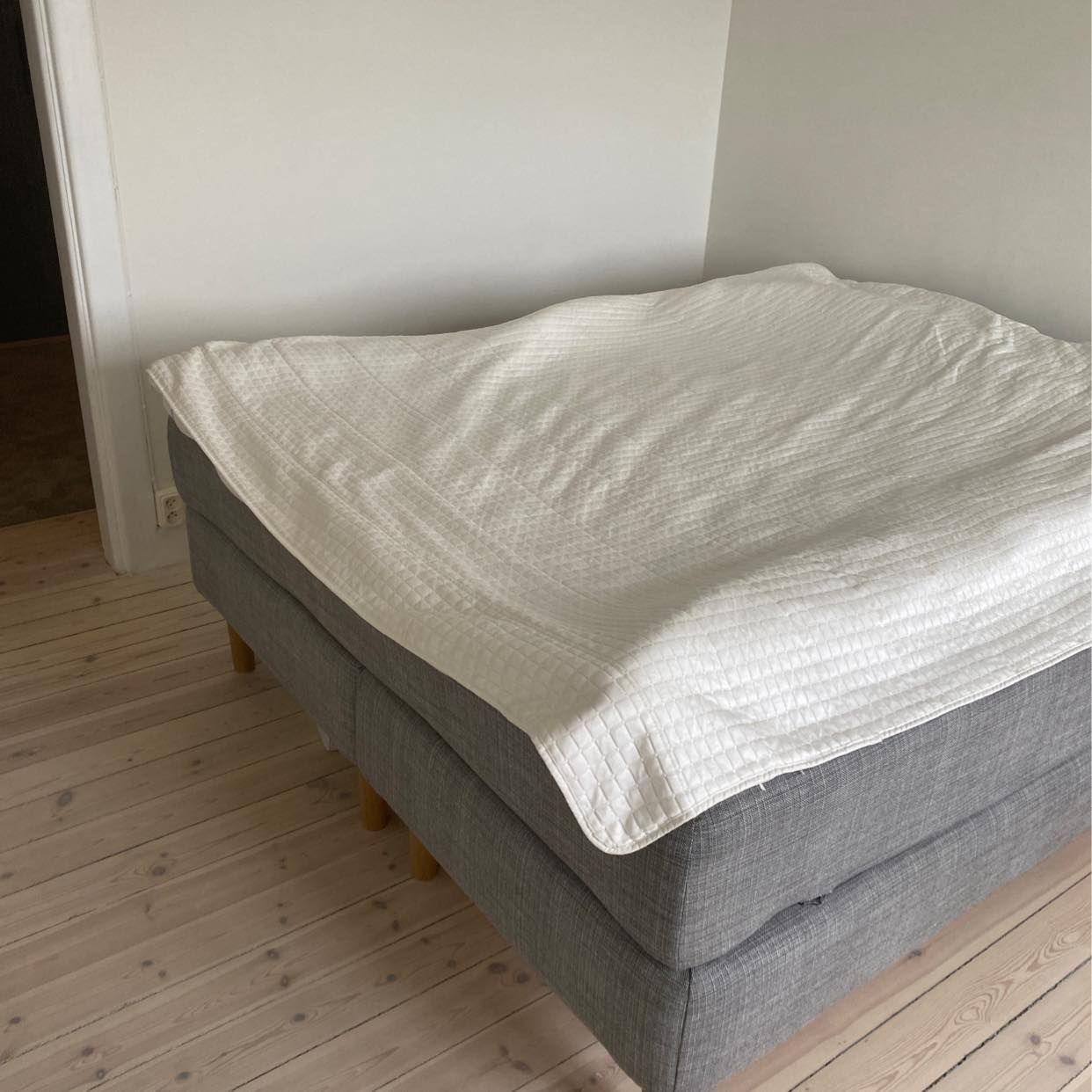 image of Flytta säng - 