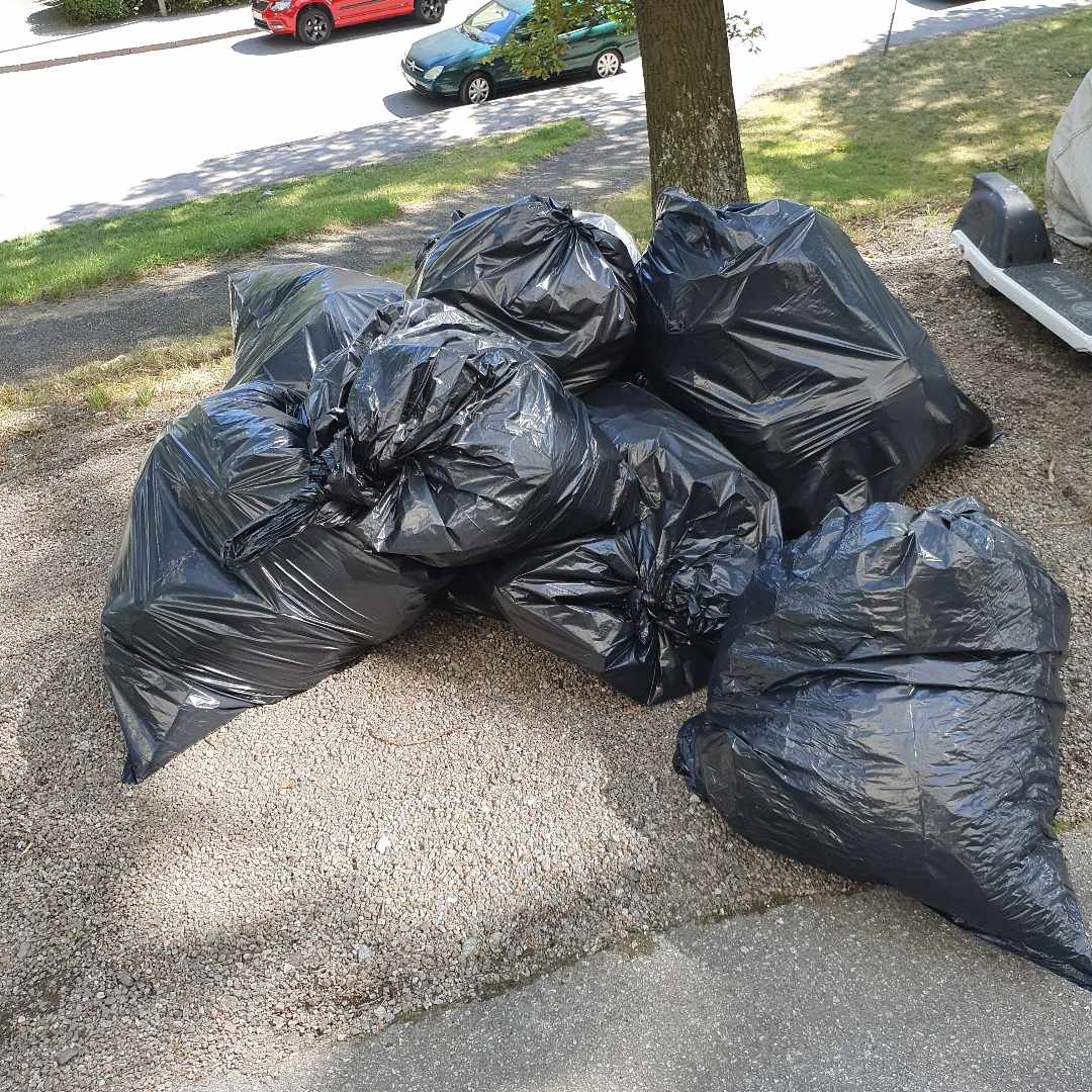 image of Säckar från sanering - Stockholm