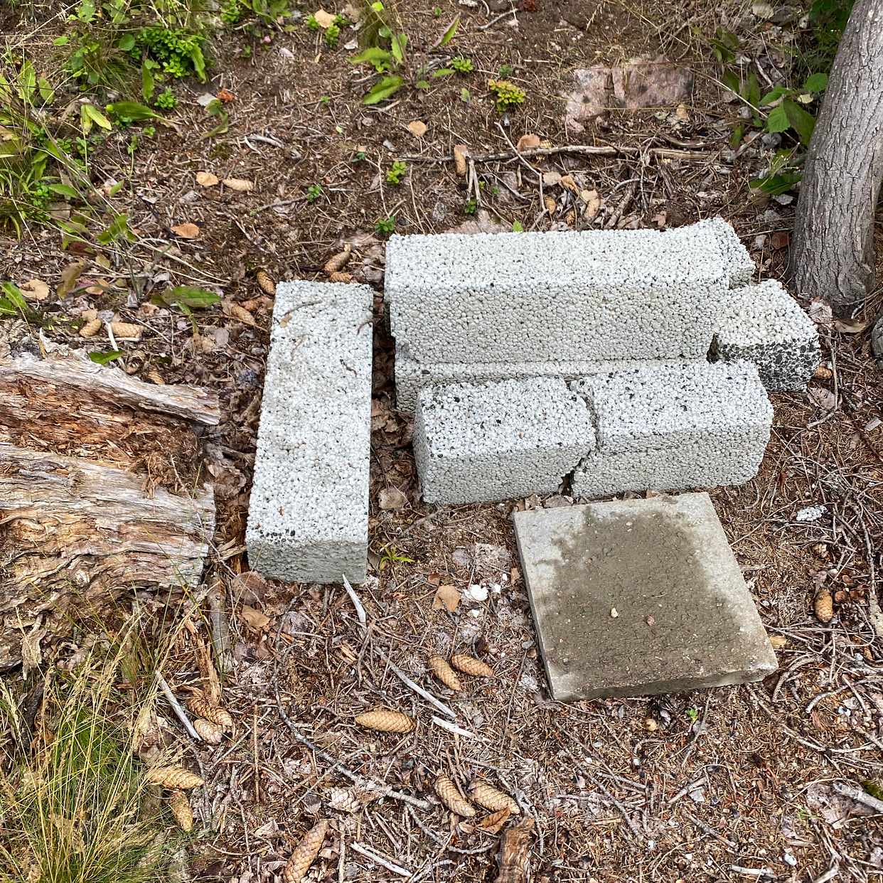 image of Tung trätrappa plus leca - Lidingö