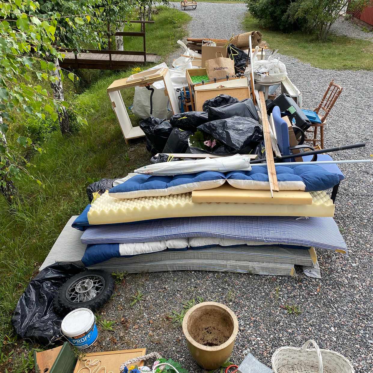 image of Blandat skräp återvinning - Täby