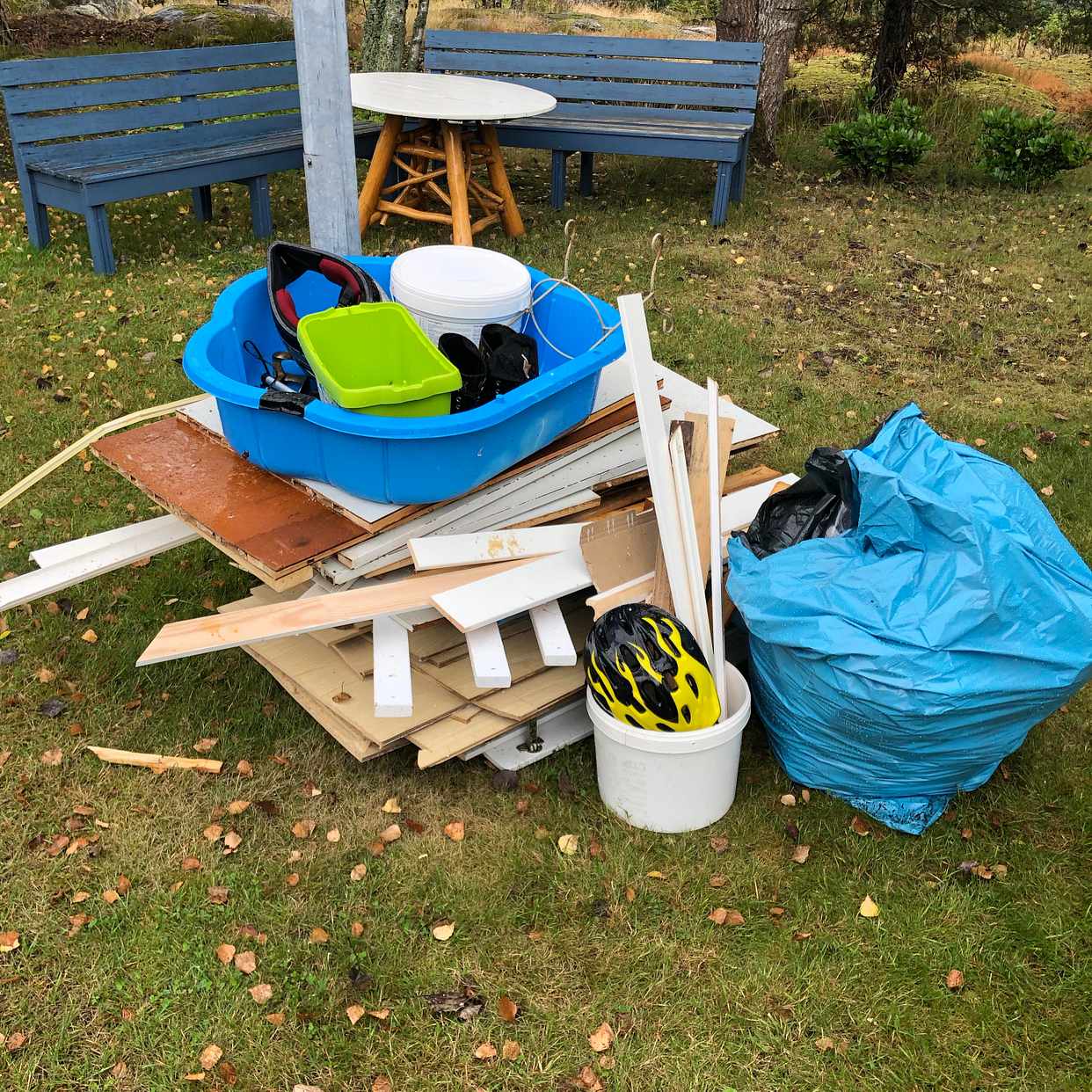 image of Golv, garderob, diverse. - Tyresö