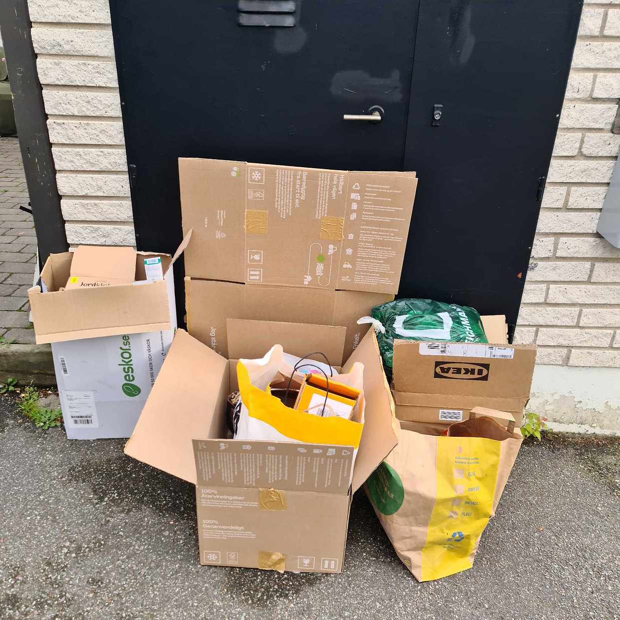 image of Kartonger,1 påse elektro - Ekerö