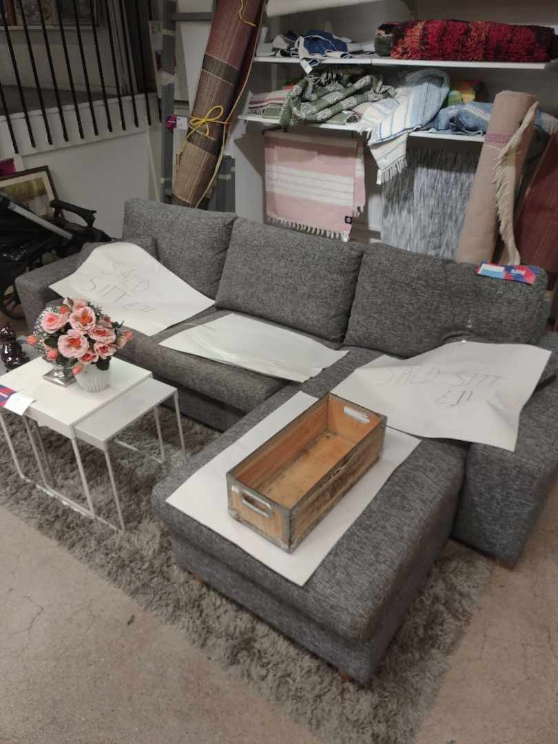 image of Divan sofa - 