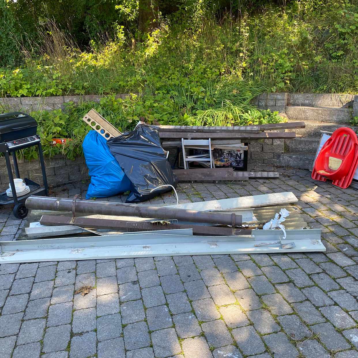 image of Blandat skräp - Segeltorp