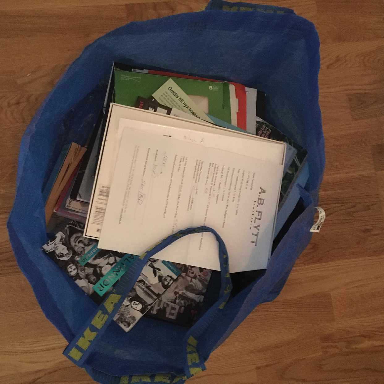 image of Moving of a bag - 