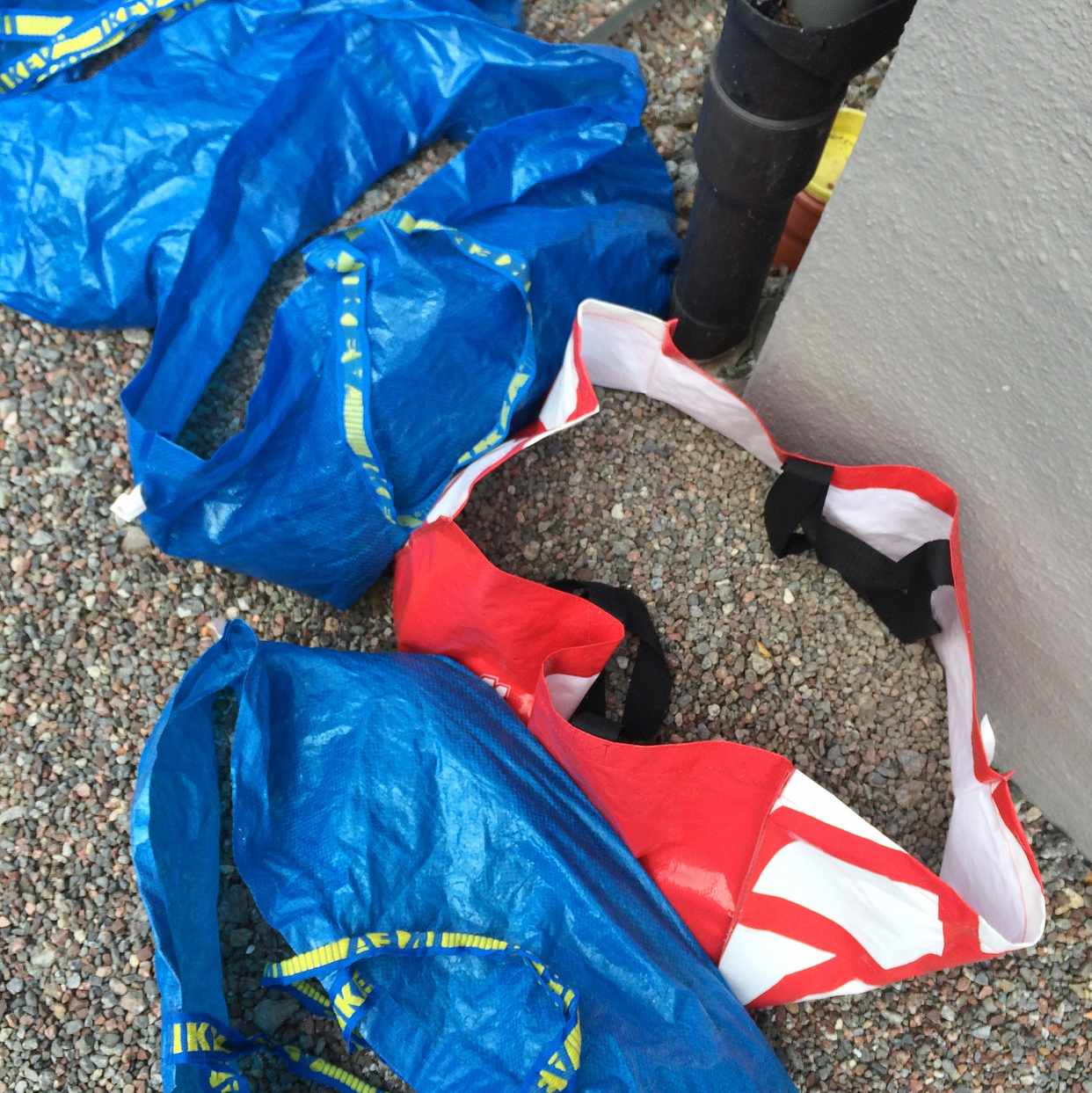 image of Remove and recycle waste - Bromma