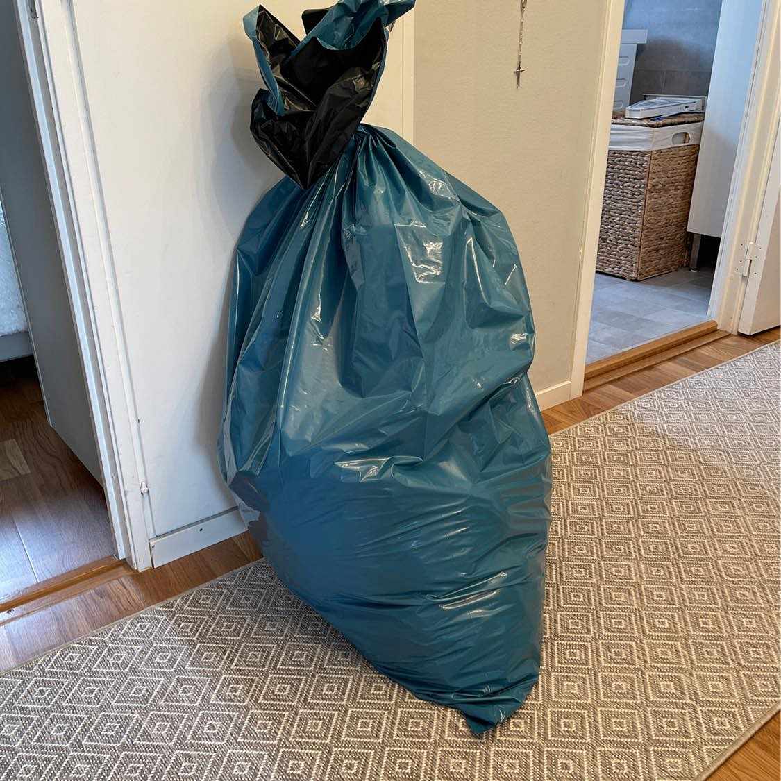 image of Plastpåsen med tyg - 