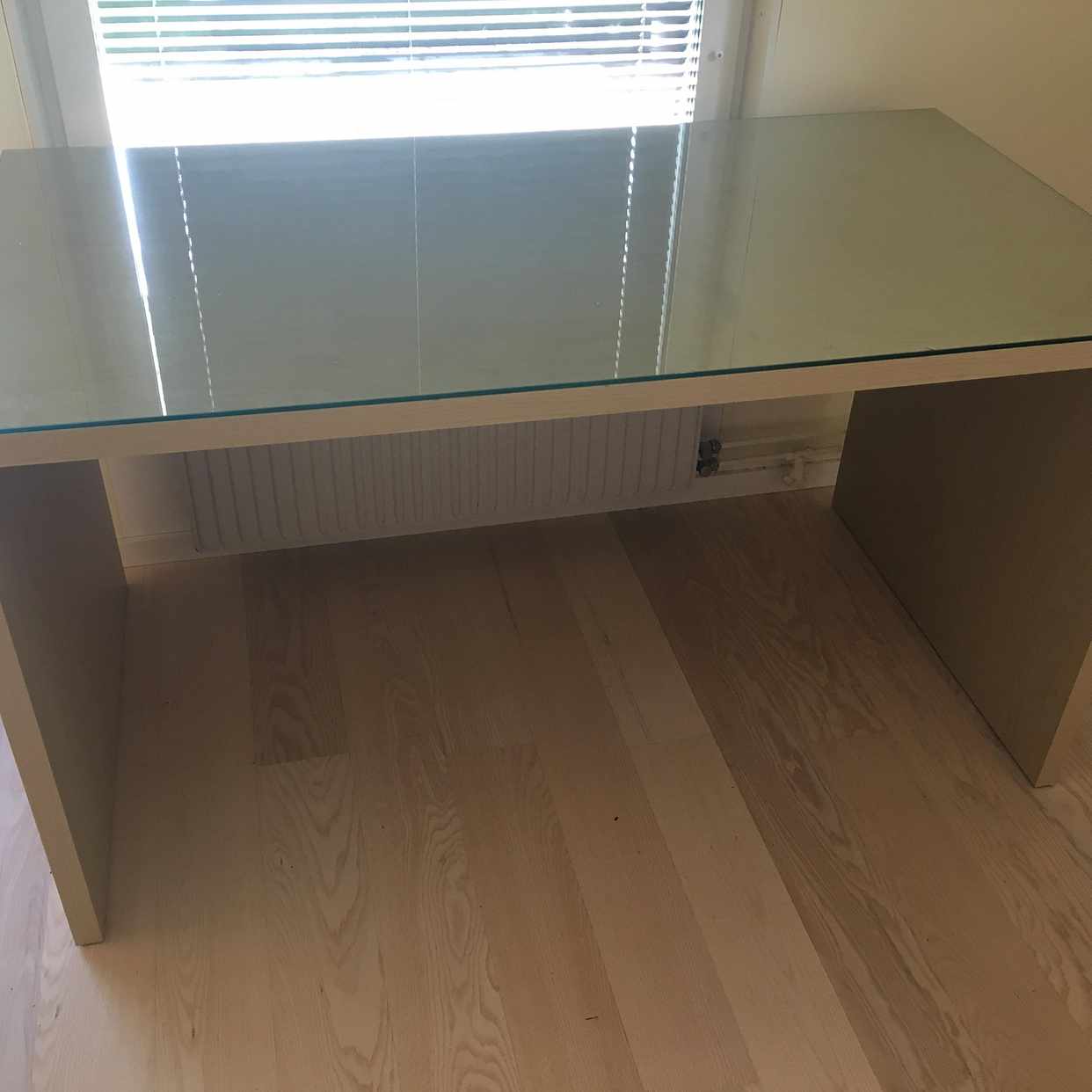 image of Hämtning två möbler - Huddinge