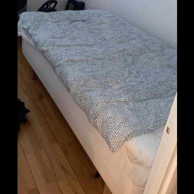 image of Upphämtning säng 105x180 - 