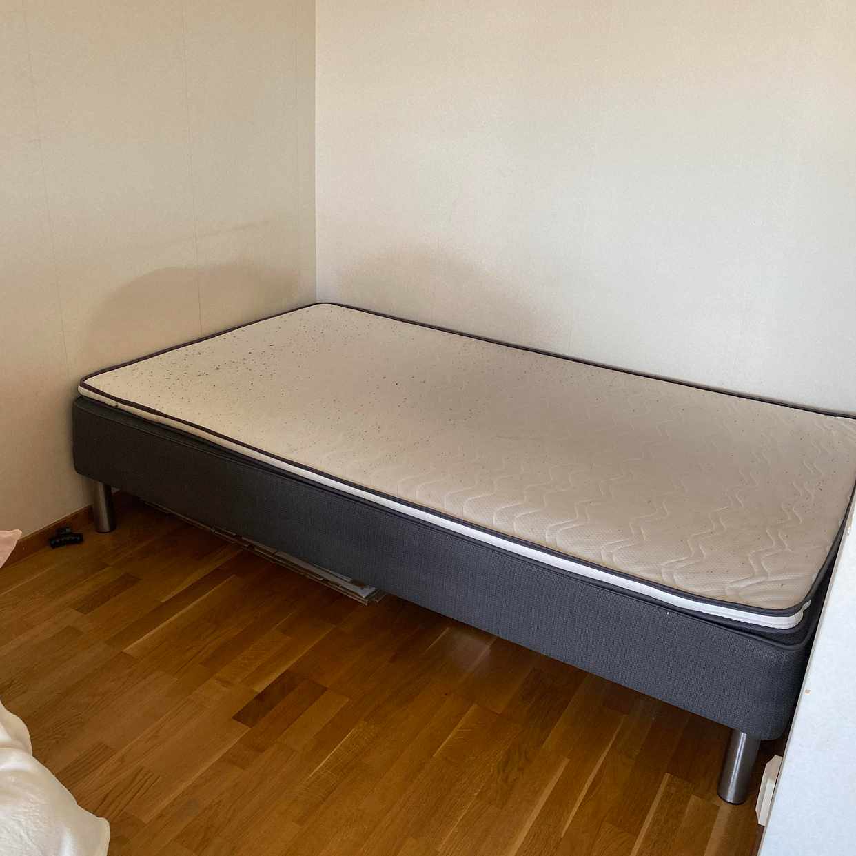 image of Möbler och diverse - Vällingby