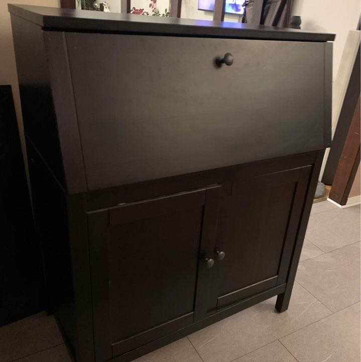 image of Move this desk - 