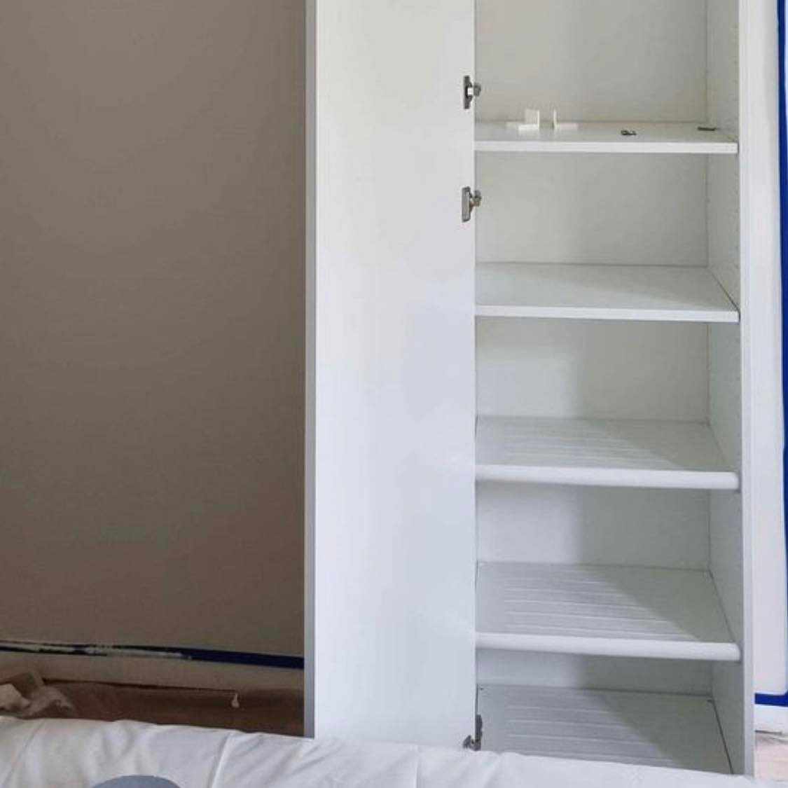 image of Hämta en garderob - 