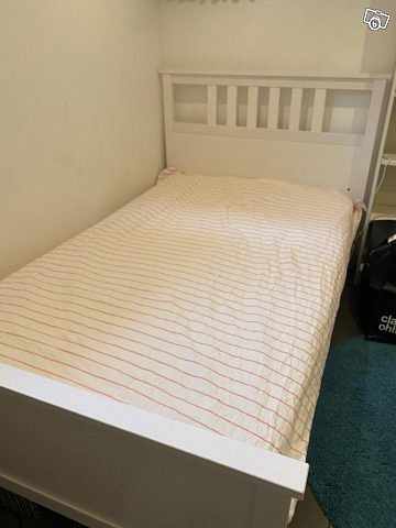 image of Hemnes sängram 120 - 