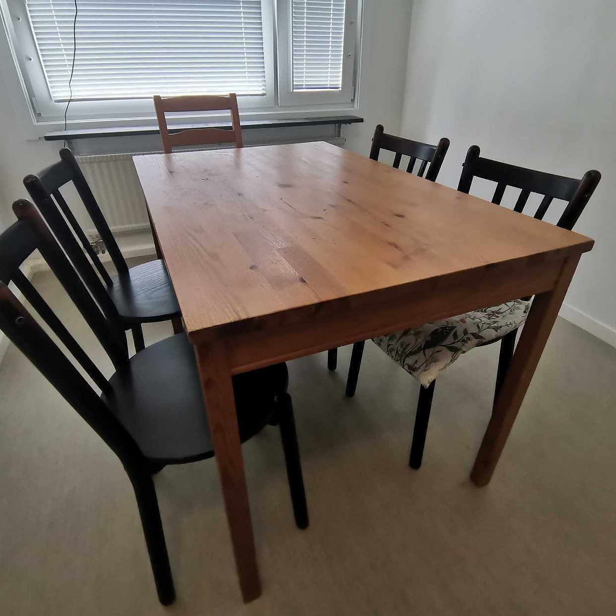 image of Free Table and chairs. - 