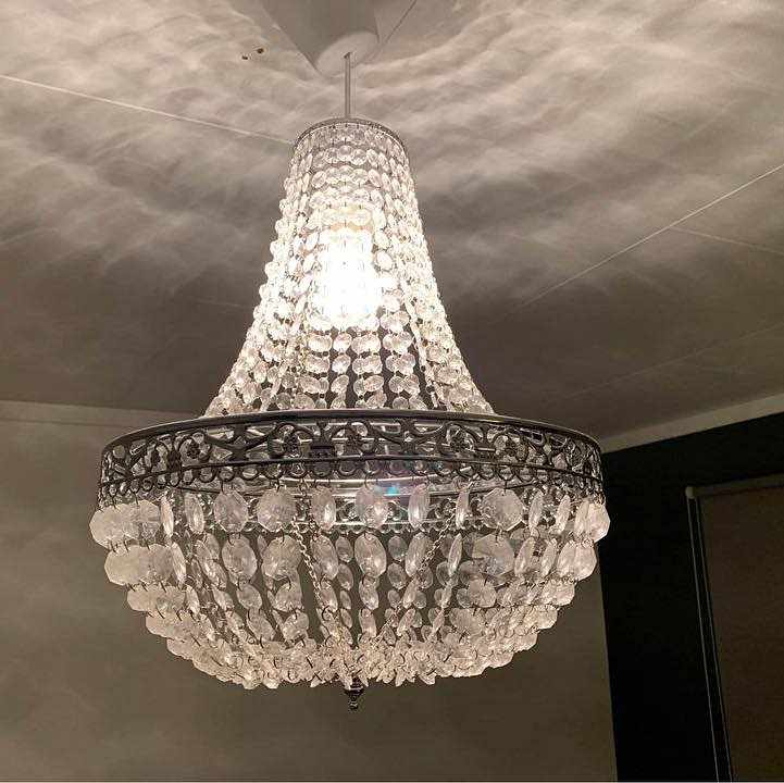 image of Flytt av kristall lampa - 