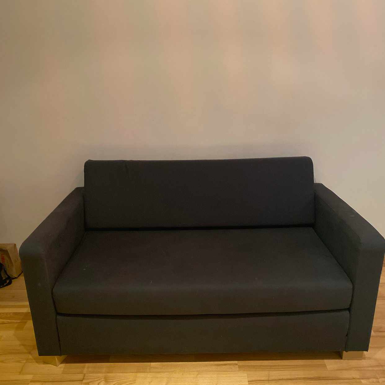 image of Liten bäddsoffa från Ikea - Täby