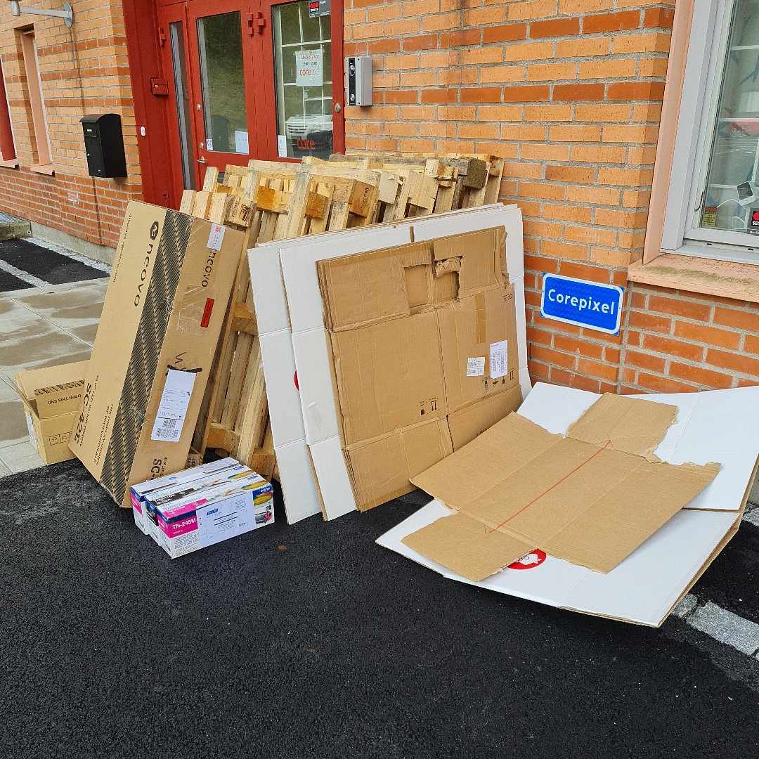 image of Träpall, kartong, elavfal - Västra Frölunda