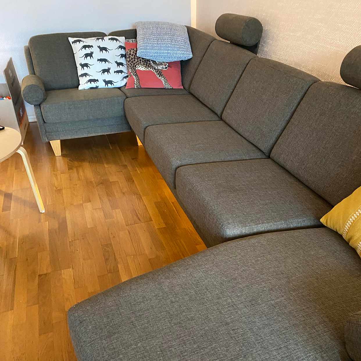 image of Free sofa unit! - Stockholm City