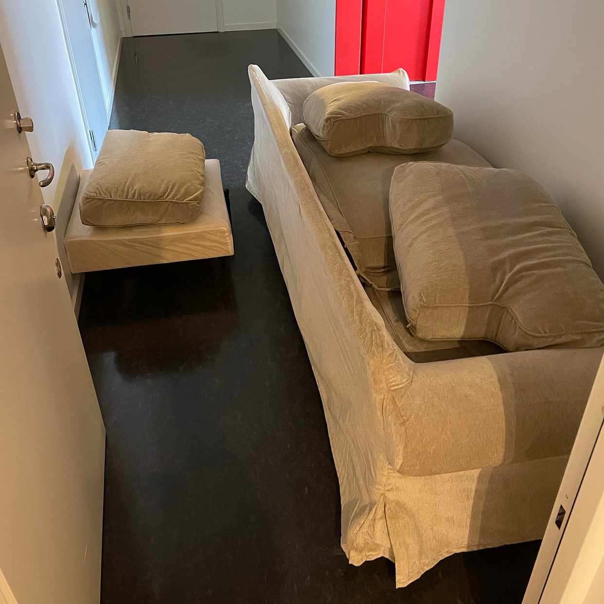 image of Hämta soffa och släng - Lidingö