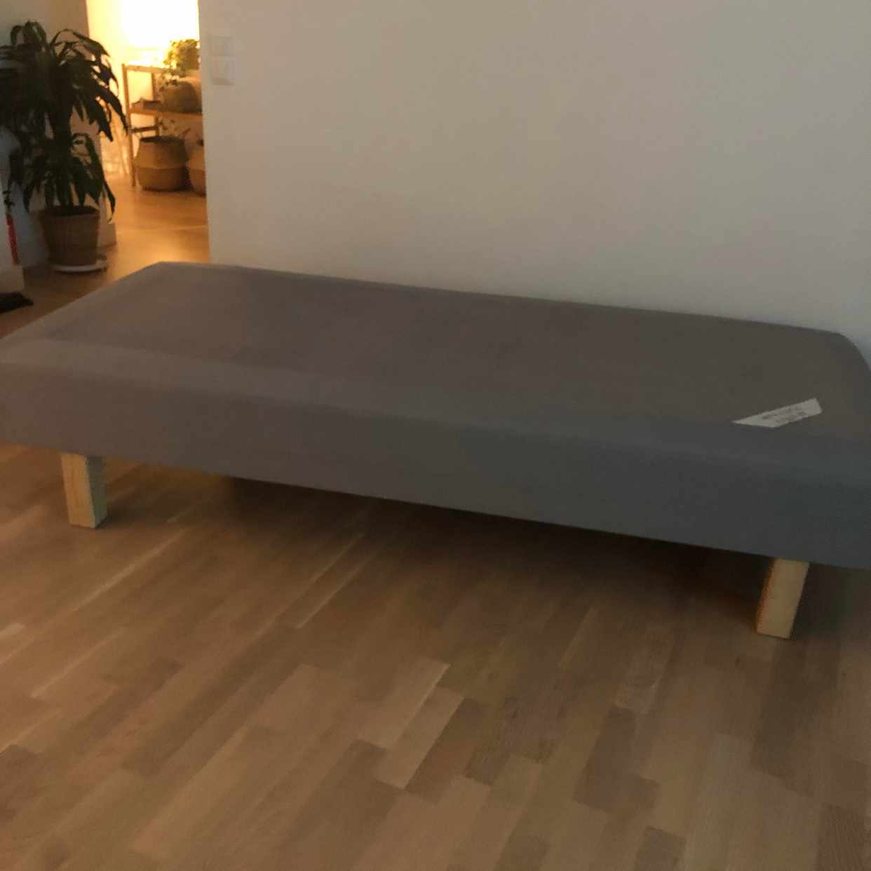 image of 90 säng till soptippen - Haninge