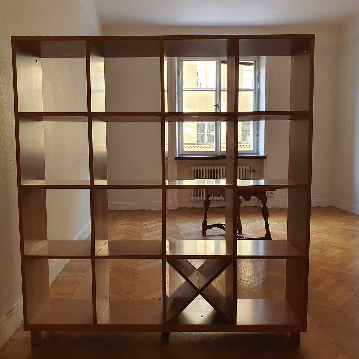 image of 1 lyxbokhylla - Stockholm