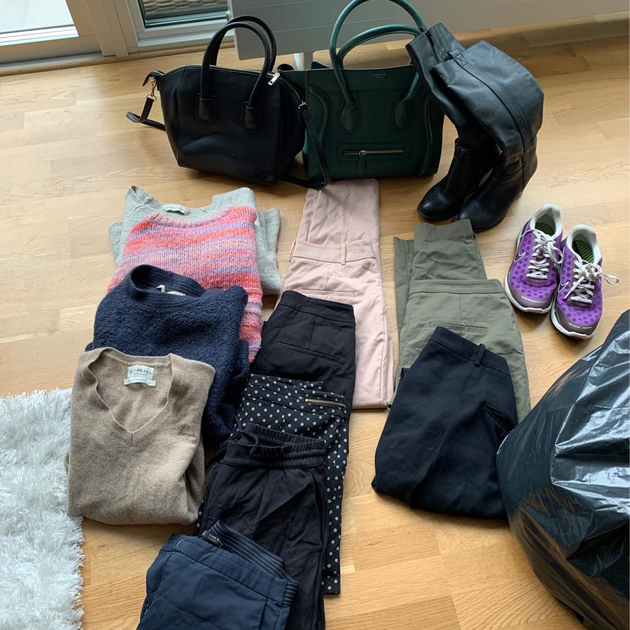 image of Clothes, shoes for free - Saltsjö-Boo