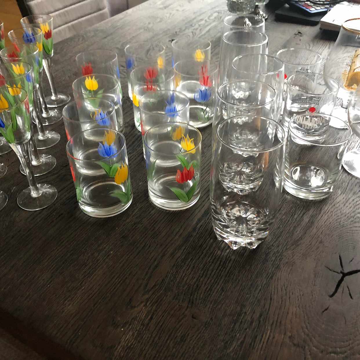 image of Glas i olika modeller - Ekerö
