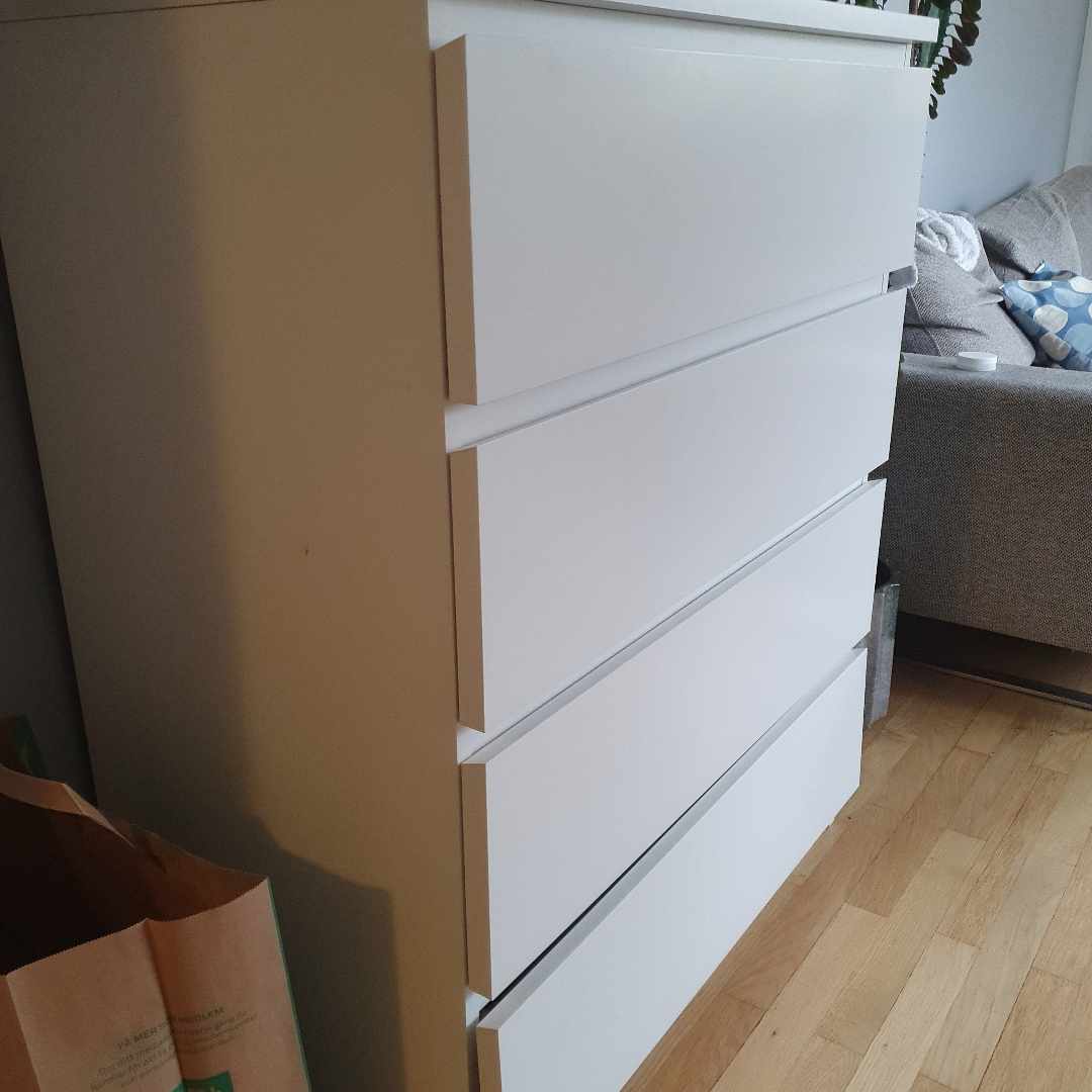 image of IKEA Malm byrå - Stockholm