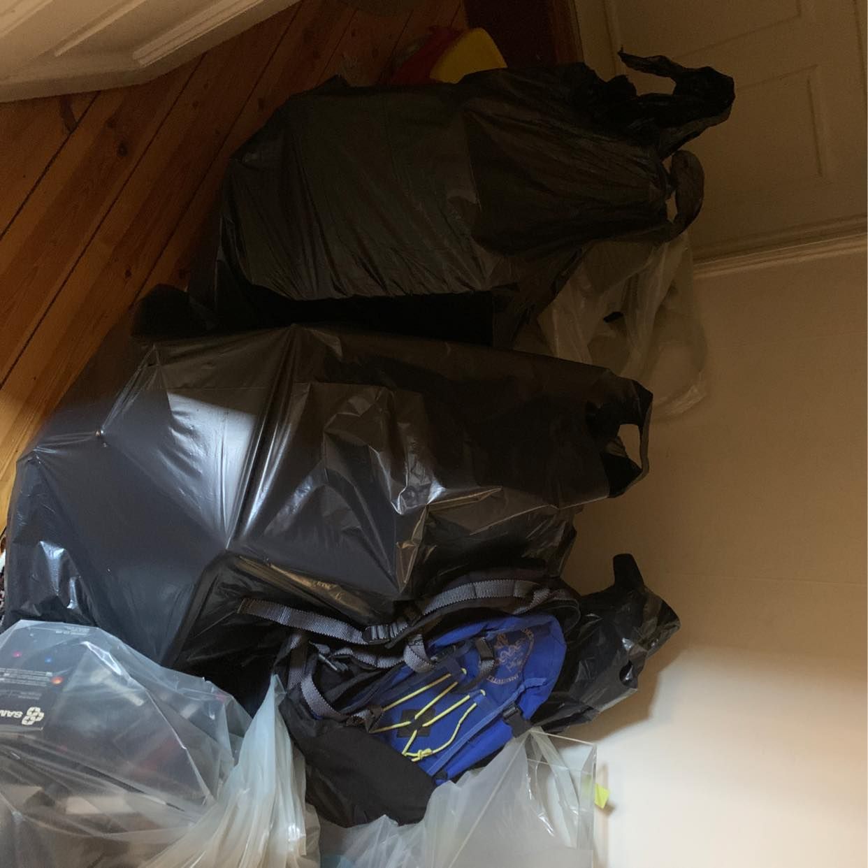 image of Cd, vhs, pärmar etc - Stockholm