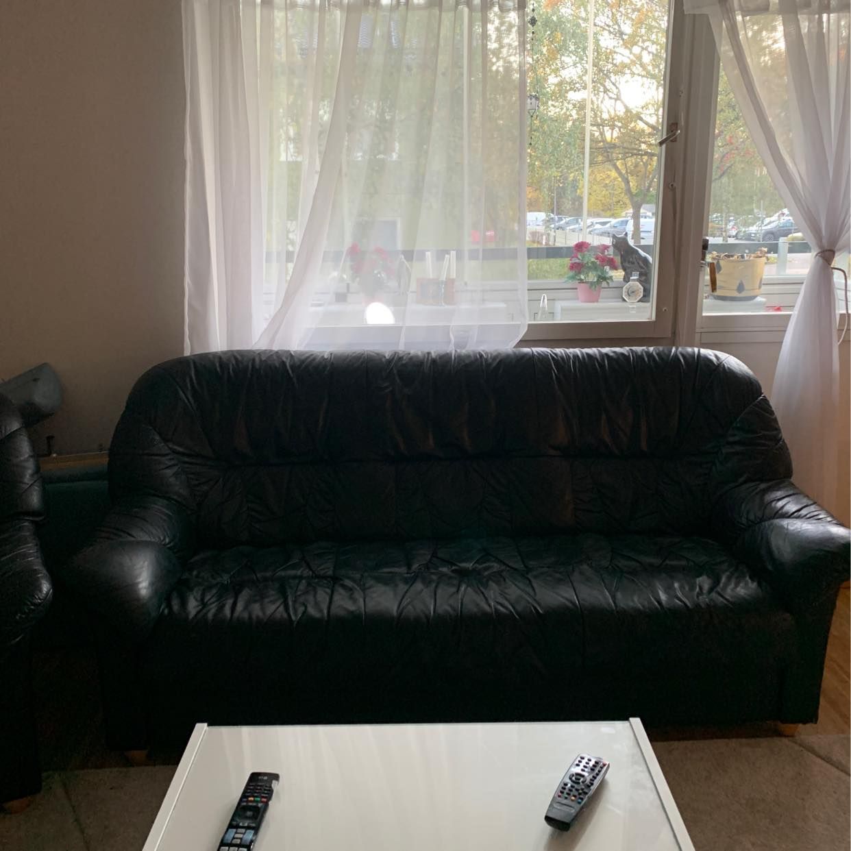 image of Soffgrupp samt en  matta - 
