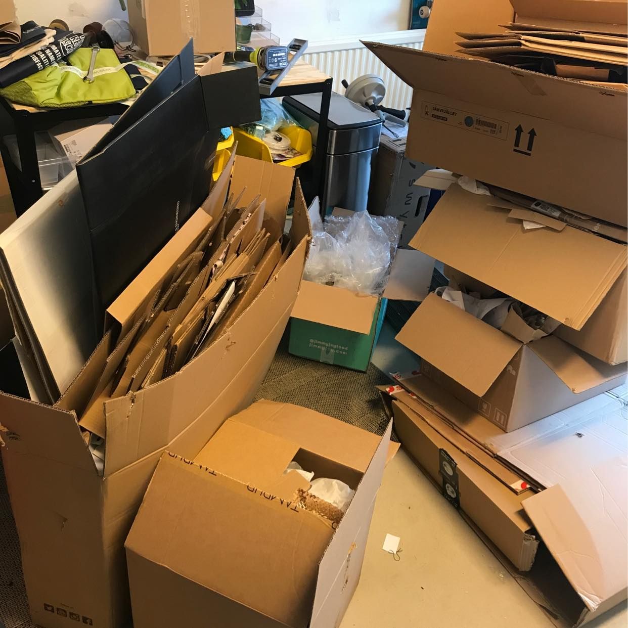 image of Cardboard, paper, plastic - Malmö