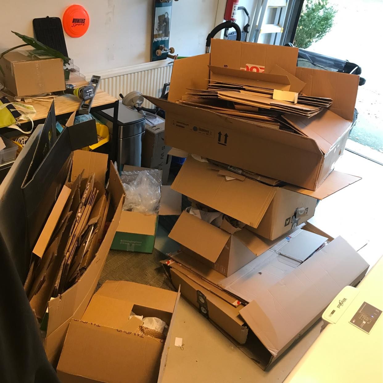 image of Cardboard, paper, plastic - Malmö