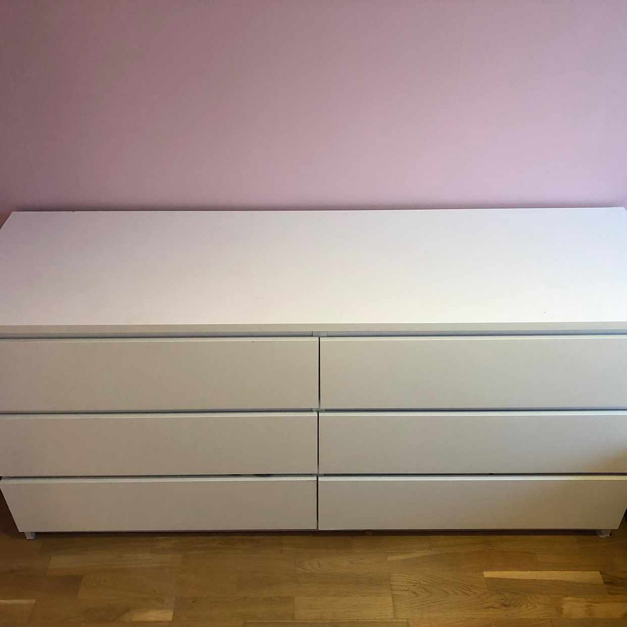 image of Hämta och lämna byrå - 