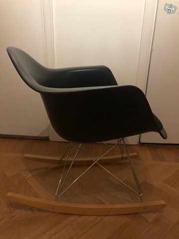 image of Eames Armchair gungstol - 