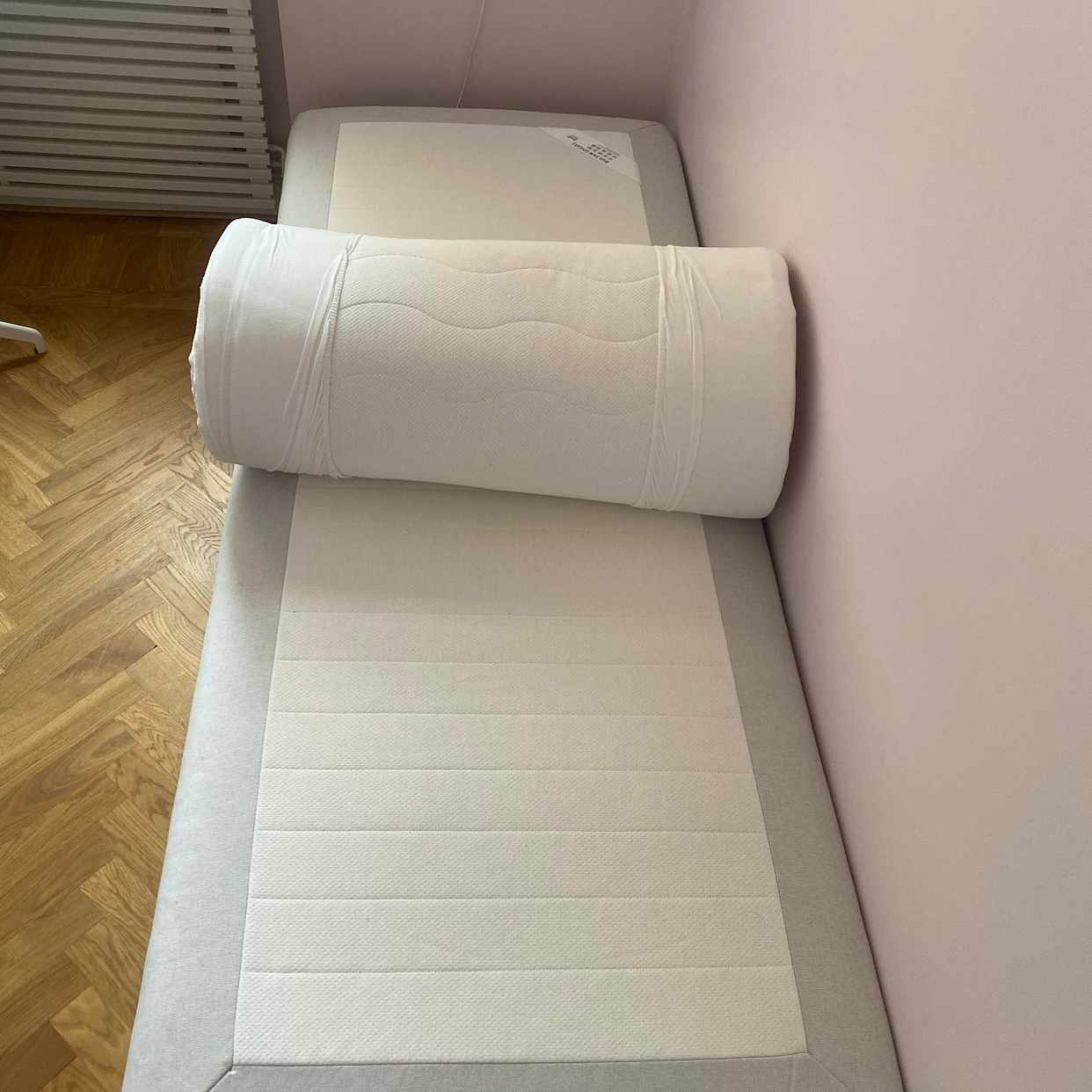 image of Move sofa and bed - 