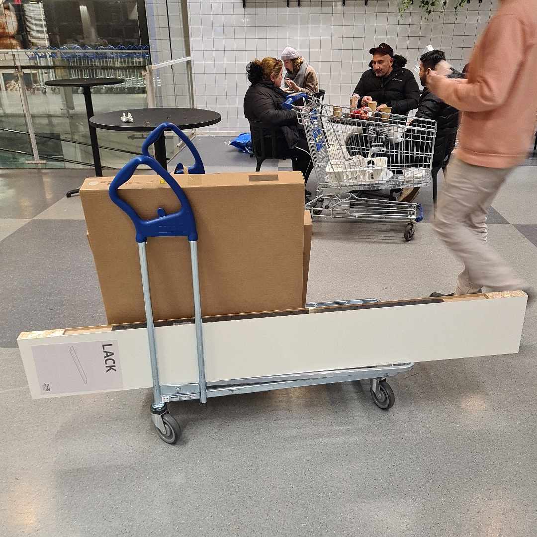 image of A ride for Ikea stuff - 